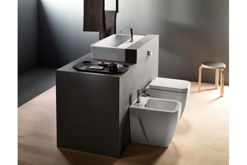 Smooth BTW pan – Smooth BTW bidet – Smooth basin
