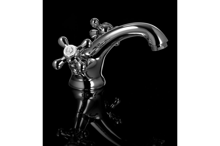 Victoriana basin mixer.