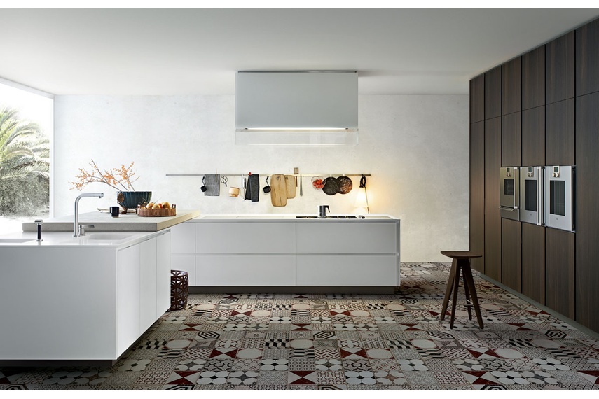 The Matrix kitchen is targeted towards a public looking for a minimalist-contemporary style kitchen.