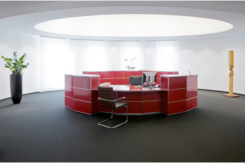 USM in public spaces – reception counters to general product display with LED lightin