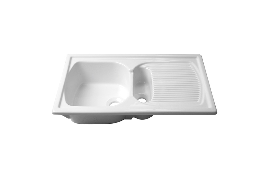 Acquello fireclay sinks are made in Italy