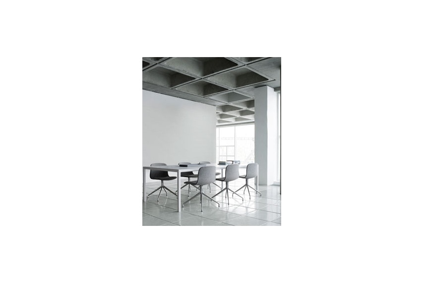 A chair which works just as well around the dining table as around a conference table
