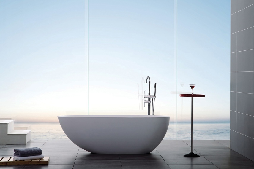 Egg freestanding bath