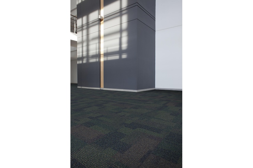Cubic carpet tile – Balance