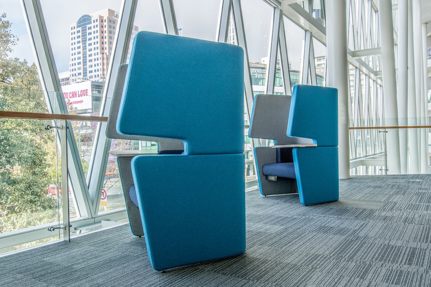 A stylish and beautiful addition to your officescape.