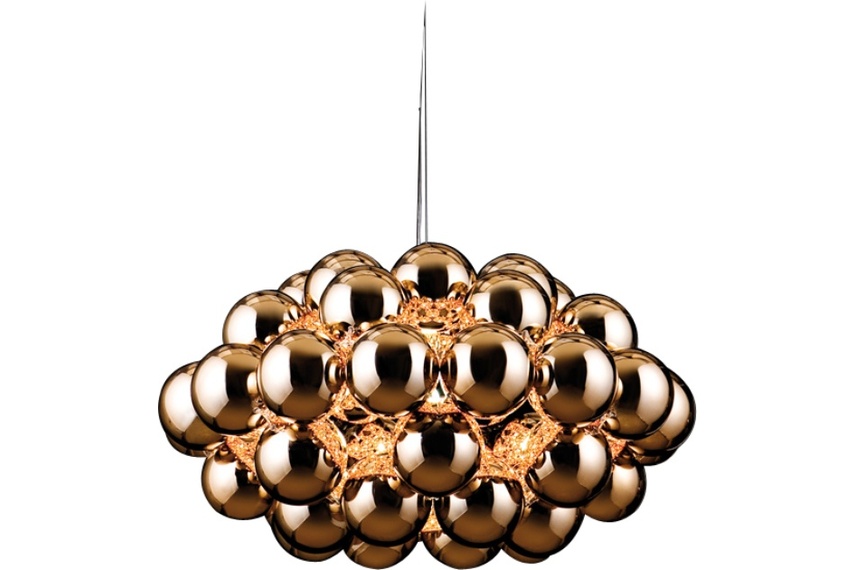 When lit, the Beads pendant provides infinite reflections