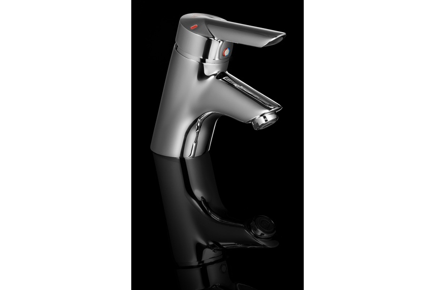 Ceraplus basin mixer.