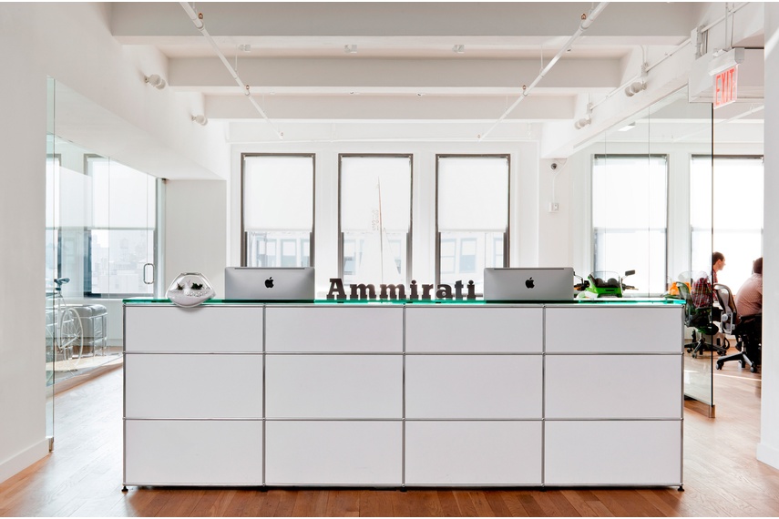 USM in public spaces – reception counters