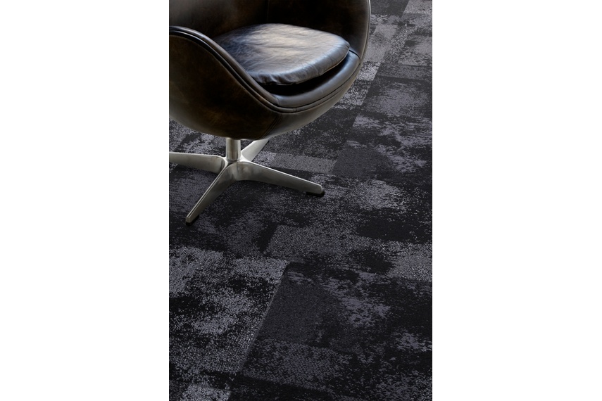 Raw carpet tile – Industrial.