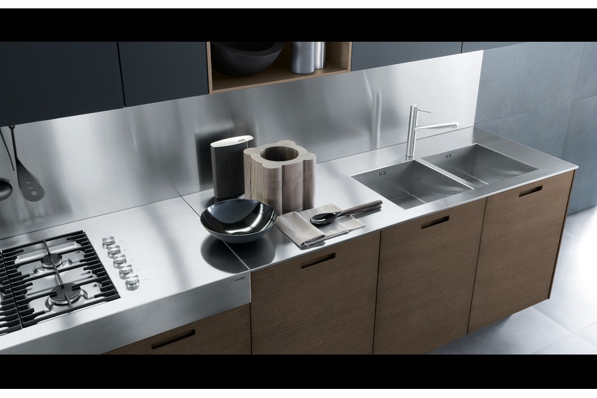 Launched at Eurocucina 2010.
